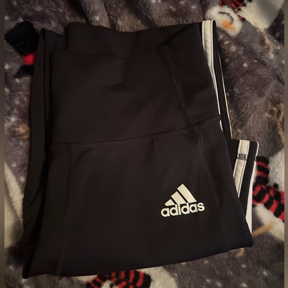 Adidas leggings size small